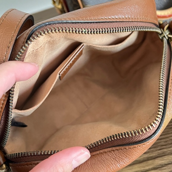 Sold on e b a yGucci Mini Camera bag in Brown - Picture 3 of 9